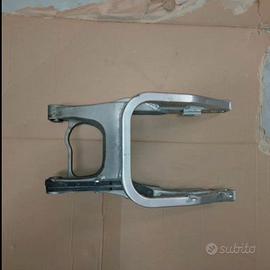 Forcellone e ricambi Honda Vtr Sp1 leggere