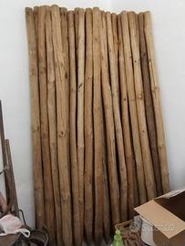 PALI IN LEGNO PER RECINZIONE CON PUNTA 250*8