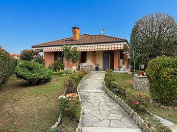 VILLA SINGOLA A SAN MAURIZIO CANAVESE