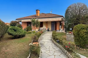 VILLA SINGOLA A SAN MAURIZIO CANAVESE