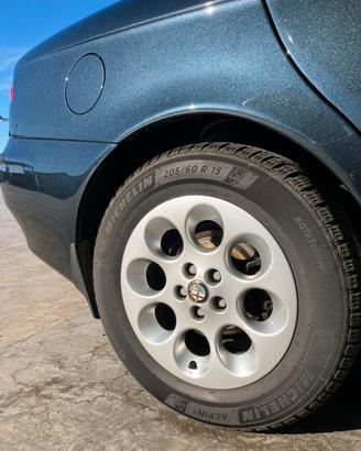 Cerchi e gomme Michelin Alpin 6 R15 Alfa 156
