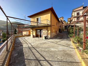 CASA INDIPENDENTE A MONTE PORZIO CATONE