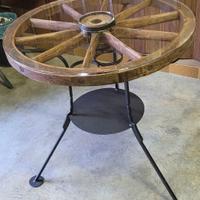 Tavolo da degustazione vini.