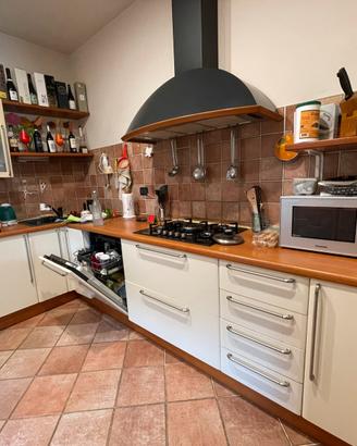 Cucina angolare completa