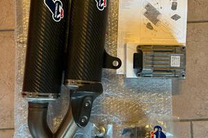 Terminale in carbonio ducati monster 1100evo