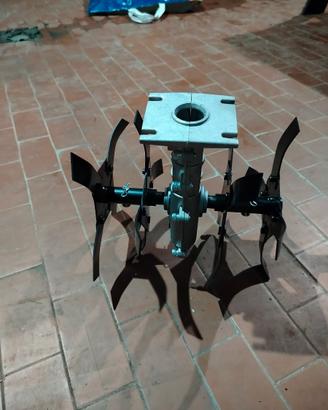 Gruppo zappette per decespugliatore