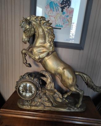 Scultura in bronzo dorato 