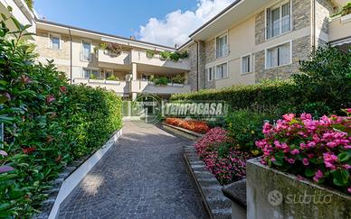 TRILOCALE DI RENCENTE COSTRUZIONE CON TERRAZZO DI