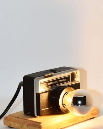 lampada macchina fotografica
