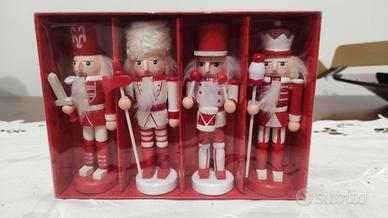 soldatini schiaccianoci 