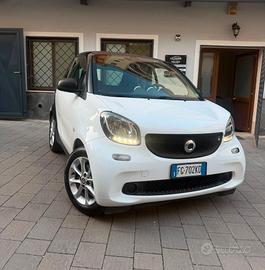 Smart Fortwo 1.0 twinamic 71cv Youngster automatic