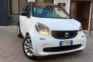 Smart Fortwo 1.0 twinamic 71cv Youngster automatic