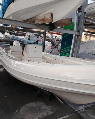 clubman 21 joker boat