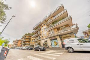 3 LOCALI A ROMA