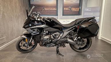 BMW R 1300 RS TRIPLE BLACK