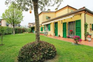 PORZIONE DI TRIFAMILIARE A RIMINI
