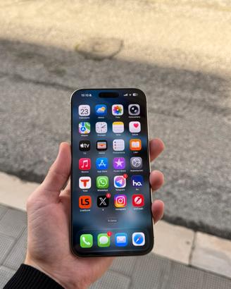 iPhone 16 Pro Max 256Gb Titanio Naturale