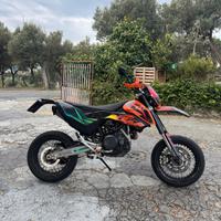 KTM 690 SMC