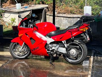 Honda VFR 800 - 2001