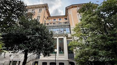 Immobile di 300 m² con più di 5 locali a Biella