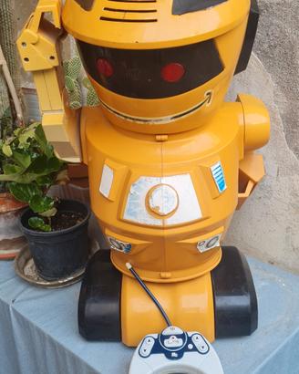robot emiglio giocattolo d'epoca giochi preziosi 