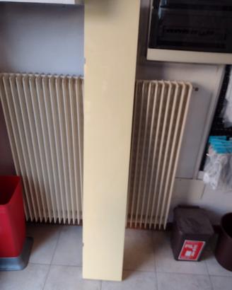 n. 3 Mensole colore giallo 1,5mt x 23 cm