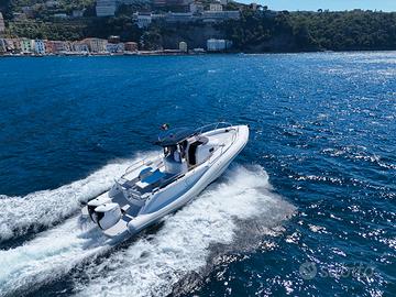 Python 33 natante fuoribordo o entrofuoribordo