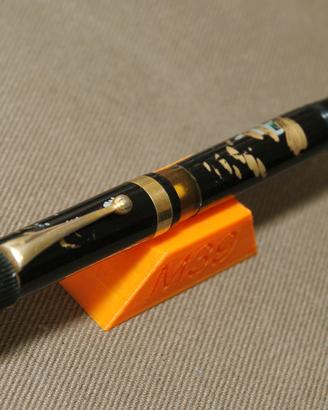 Penna stilografica vintage in lacca cinese anni 50