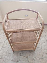 2 scaffali in vimini