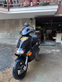 aprilia sr 50 loris capirossi