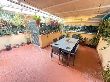 Casa su 2 livelli con terrazzo e box Torrino