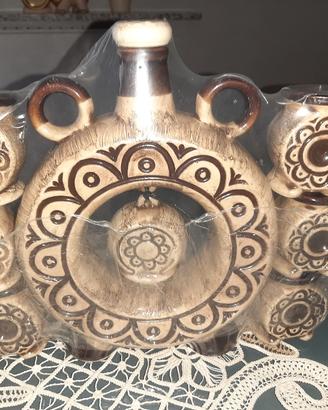 set bottiglia  vintage   con 6 bicchieri 
