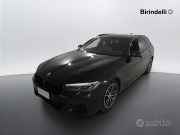BMW Serie 5(G30/31/F90) - 520d 48V xDrive Touring