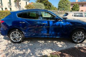 Maserati levante gran sport