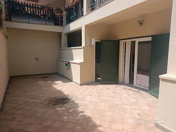 Grottarossa via Parabiago 140 mq terrazzo!!!