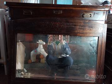 Comò con specchio inizio 900