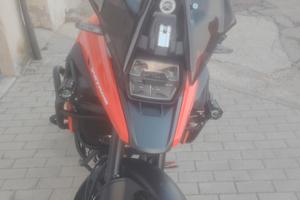 suzuki v strom 1050  (2022)
