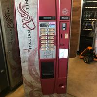 Distributore automatico Saeco