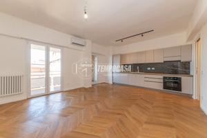 QUADRILOCALE RISTRUTTURATO IN VIA QUINTO NOVIO!