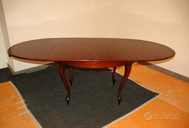 Tavolo ovale antico allungabile