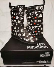 Stivaletti on sale moschino 2019