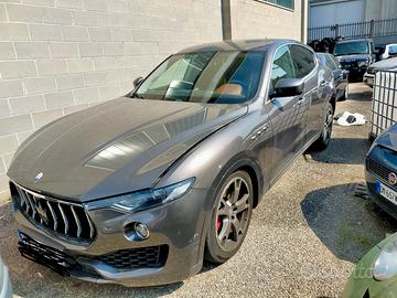 Levante 3000d. Motore da sostituire