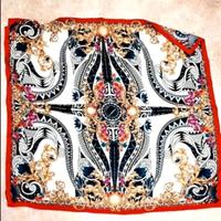 foulard seta Versace 