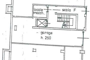 Garage - magazzino 46mq via Regina Adelaide