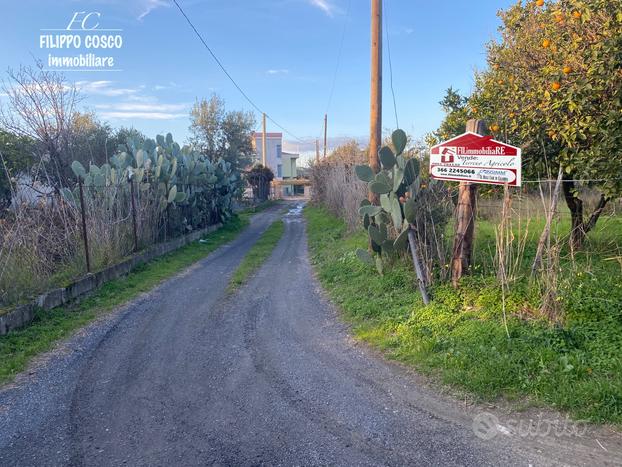 Terreno Agricolo Simeri Mare, lot. di 950 mq circ