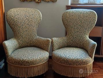 Coppia di poltroncine vintage restaurate