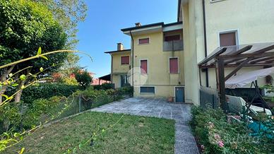 VILLA A SCHIERA A QUINTO DI TREVISO