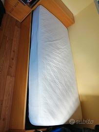 Letto singolo in legno completo