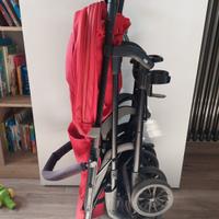 Passeggino pratico salva spazio INGLESINA 