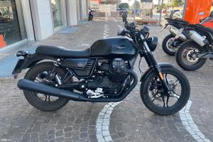 Moto Guzzi V7 III Stone - 2020